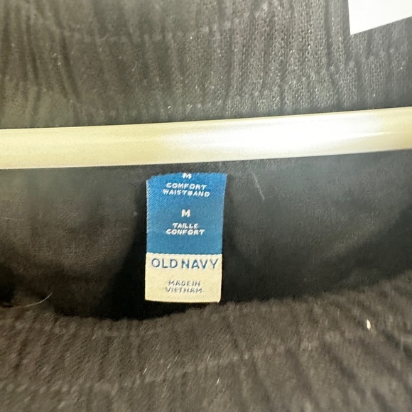 Old Navy Black Athletic Shorts Lightweight Elastic Waist - Picture 3 of 4